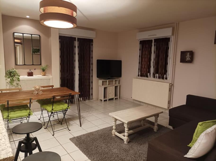 Ecully, Appartement Au Calme De 50M². מראה חיצוני תמונה